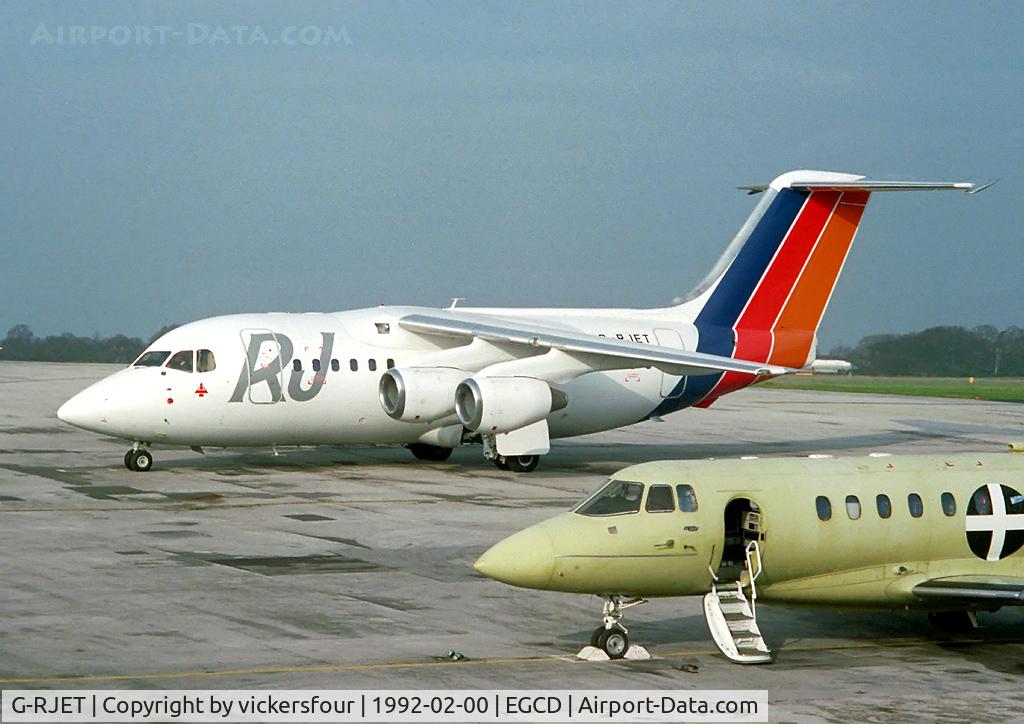 G-RJET, 1991 British Aerospace BAe.146-100 C/N E1199, Despite the RJ logo this is just an ordinary 146-100.