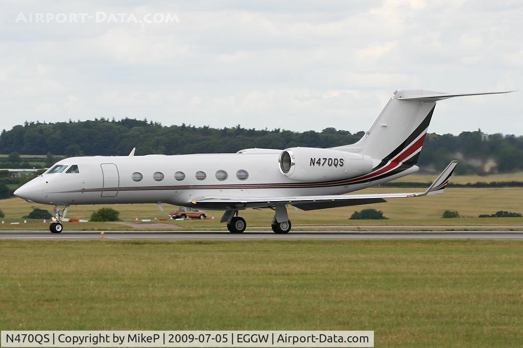 N470QS, 2007 Gulfstream Aerospace GIV-X (G450) C/N 4084, Departure roll down Runway 26.