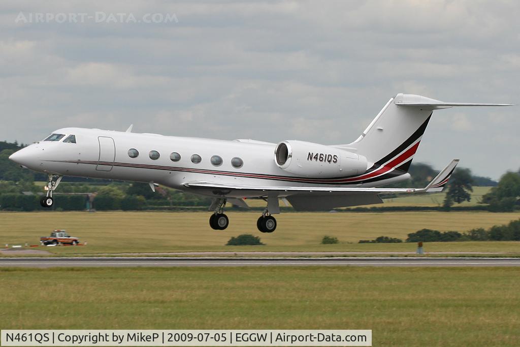 N461QS, 2008 Gulfstream Aerospace GIV-X (G450) C/N 4125, About to touchdown on Runway 26.