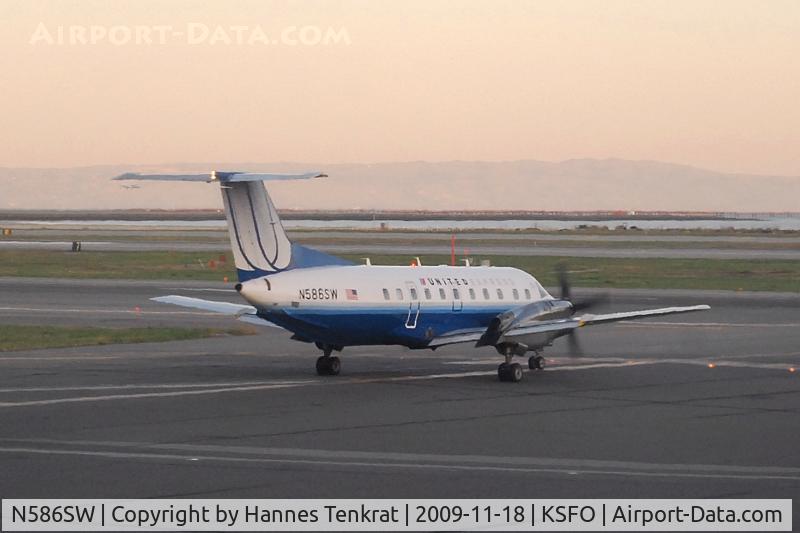 N586SW, 1999 Embraer EMB-120ER Brasilia C/N 120354, United Express Embraer EMB-120ER
