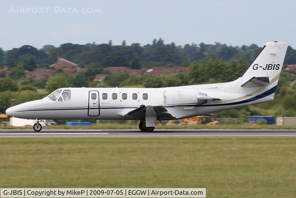 G-JBIS, 1982 Cessna 550 Citation Bravo C/N 550-0447, Rolling down Runway 26.