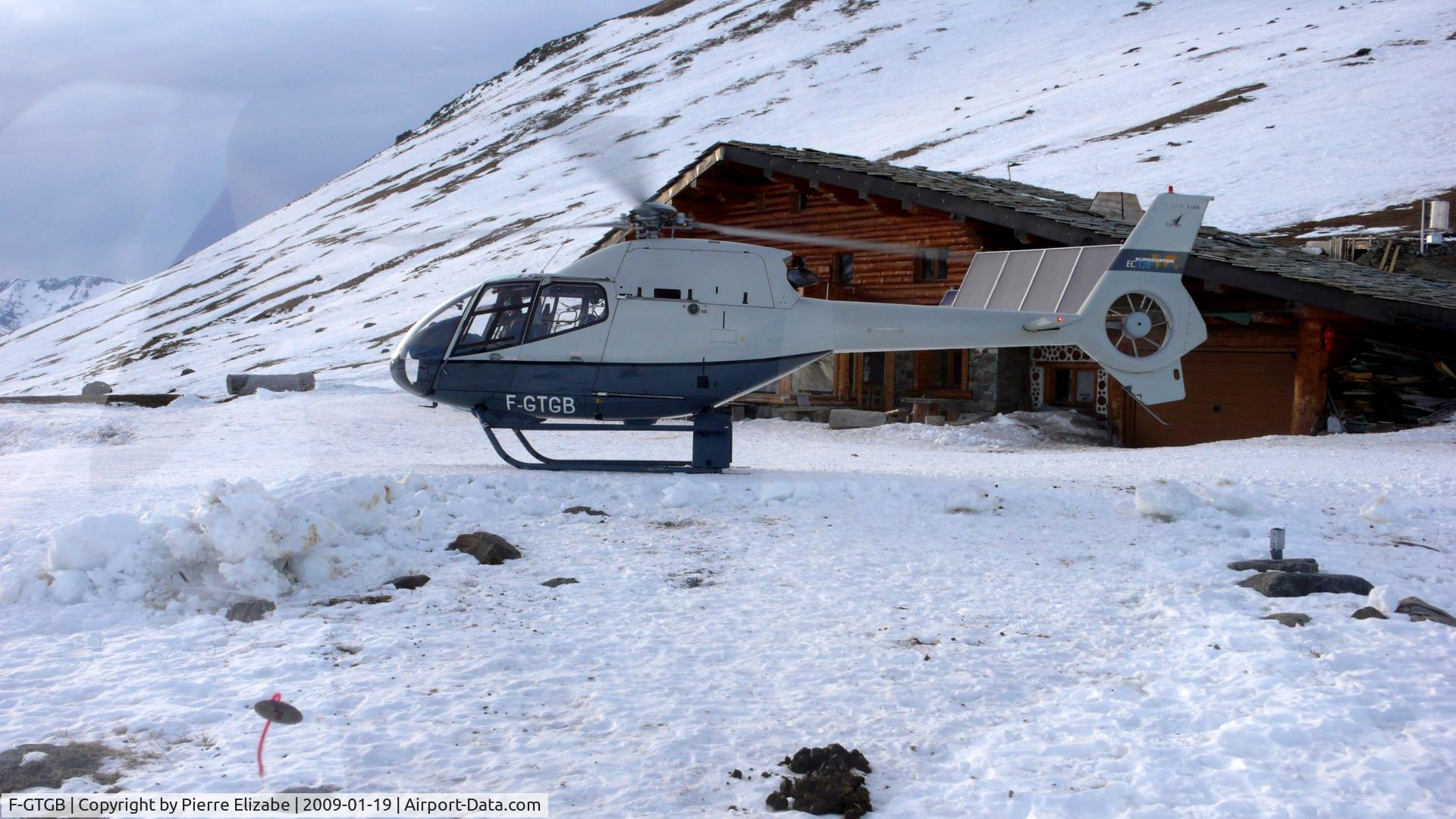 F-GTGB, Eurocopter EC-120B Colibri C/N 1186, Au décollage du refuge de Sarenne