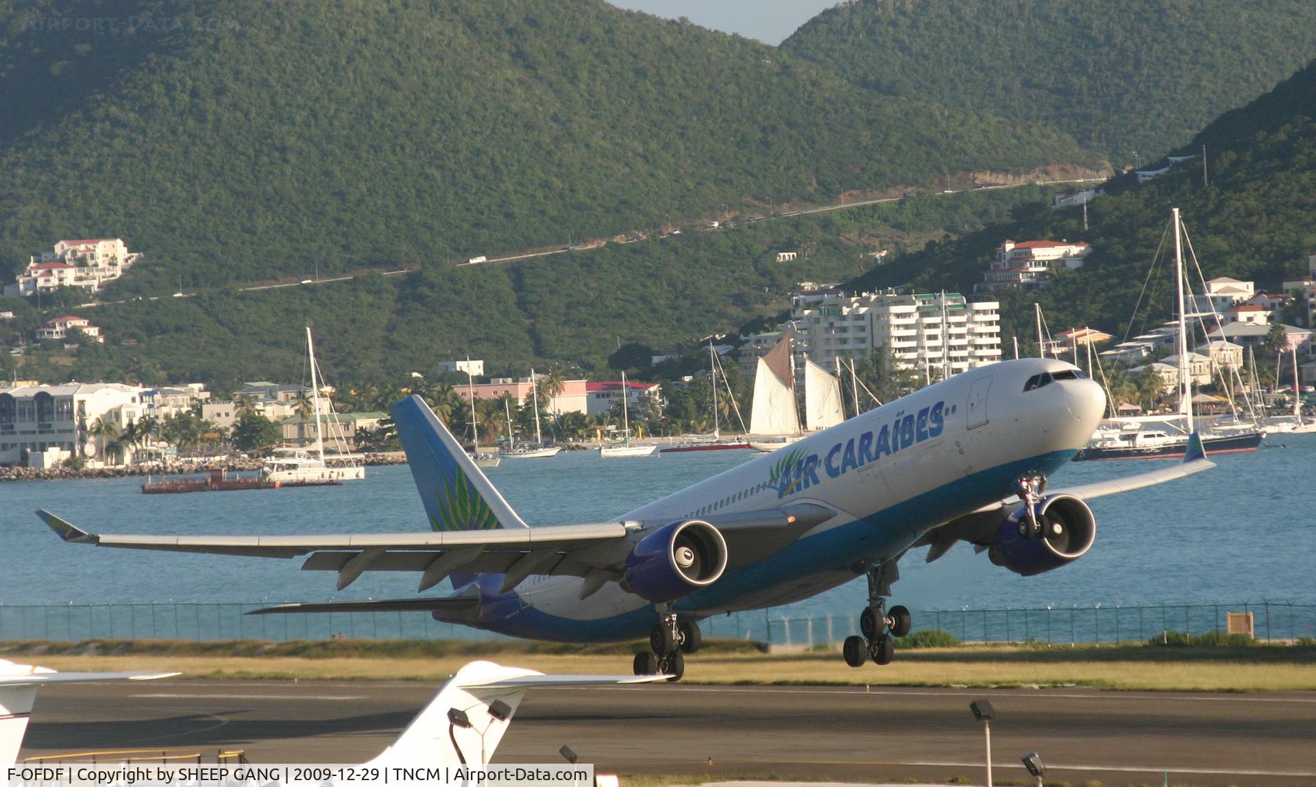 F-OFDF, 1999 Airbus A330-223 C/N 253, Air caraibes A330 200 departing on runway 28