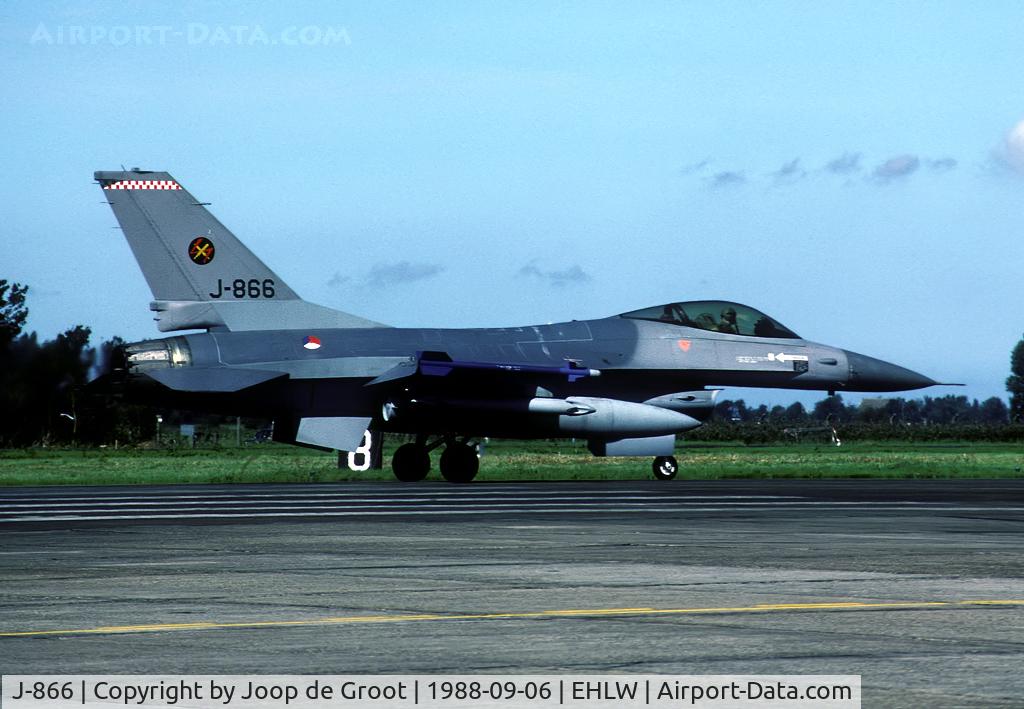 J-866, Fokker F-16AM Fighting Falcon C/N 6D-83, 312 Sq participant during the Dutch Weapons Instructors Course (DWIC) 1988.