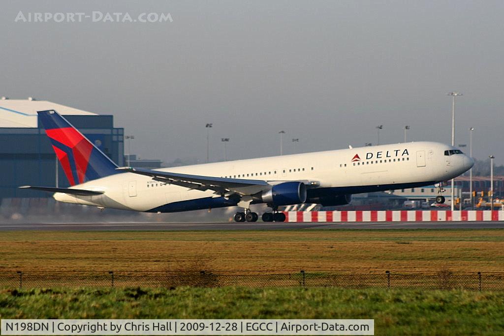 N198DN, 1998 Boeing 767-332 C/N 28455, Delta Airlines