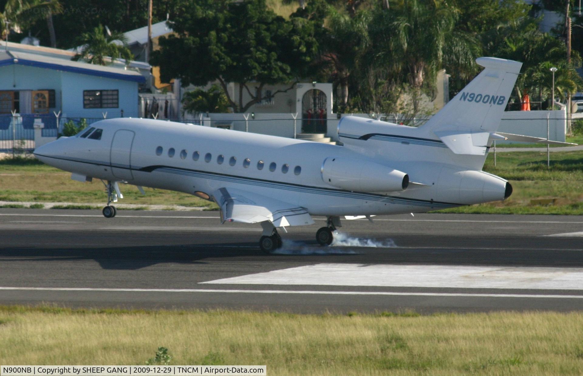 N900NB, 2006 Dassault Falcon 900EX C/N 169, N900nb on the ground at TNCM