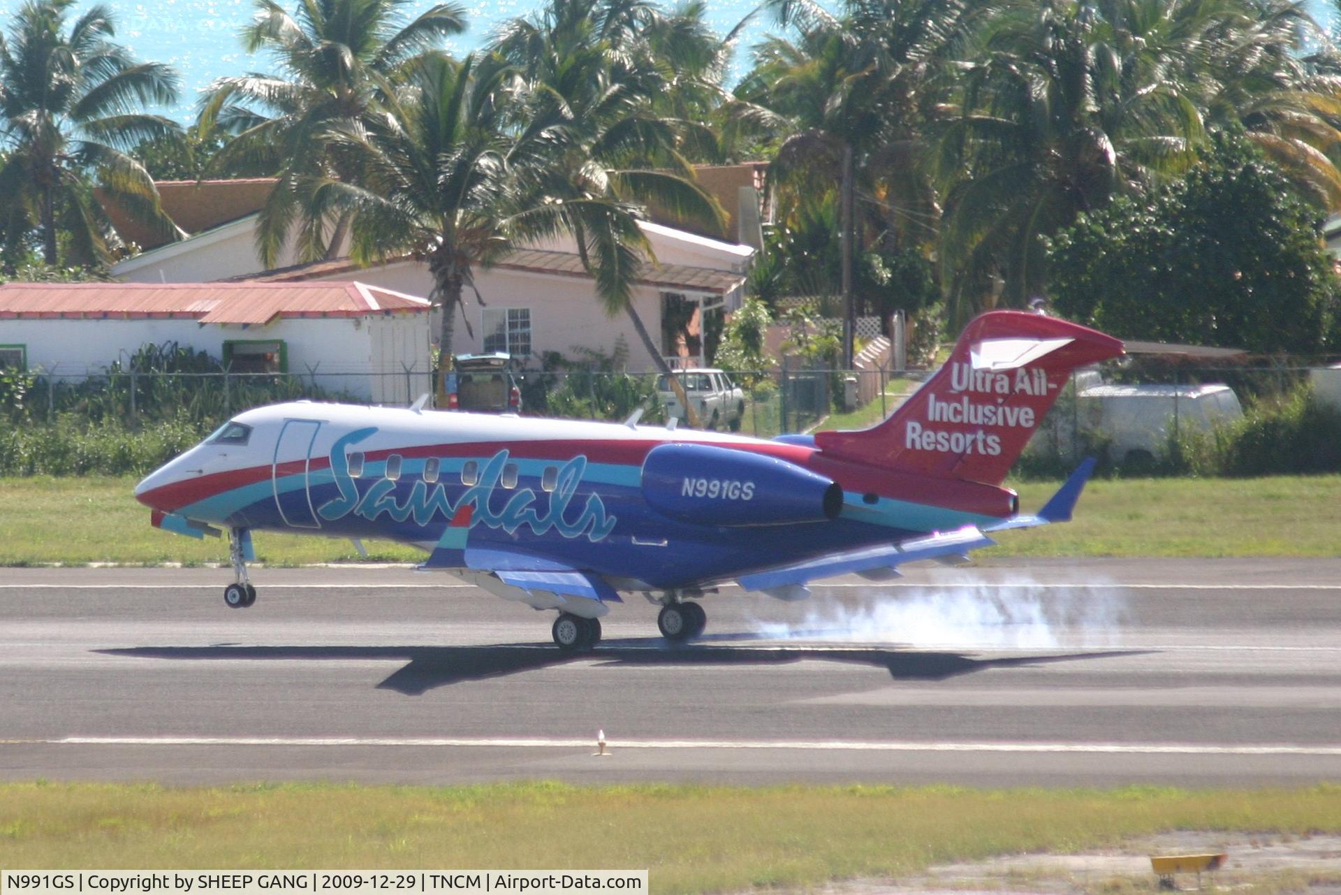 N991GS, 2006 Bombardier Challenger 300 (BD-100-1A10) C/N 20099, Landing at TNCM N991GS