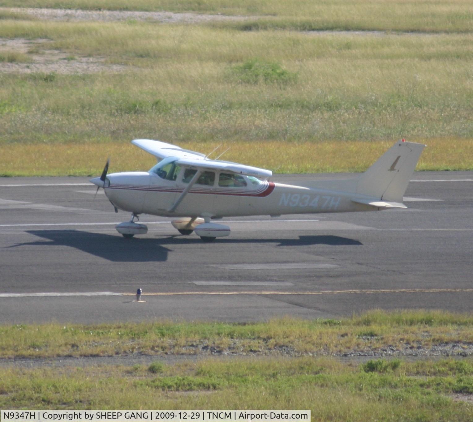 N9347H, 1975 Cessna 172M C/N 17266105, N9347H landing at TNCM