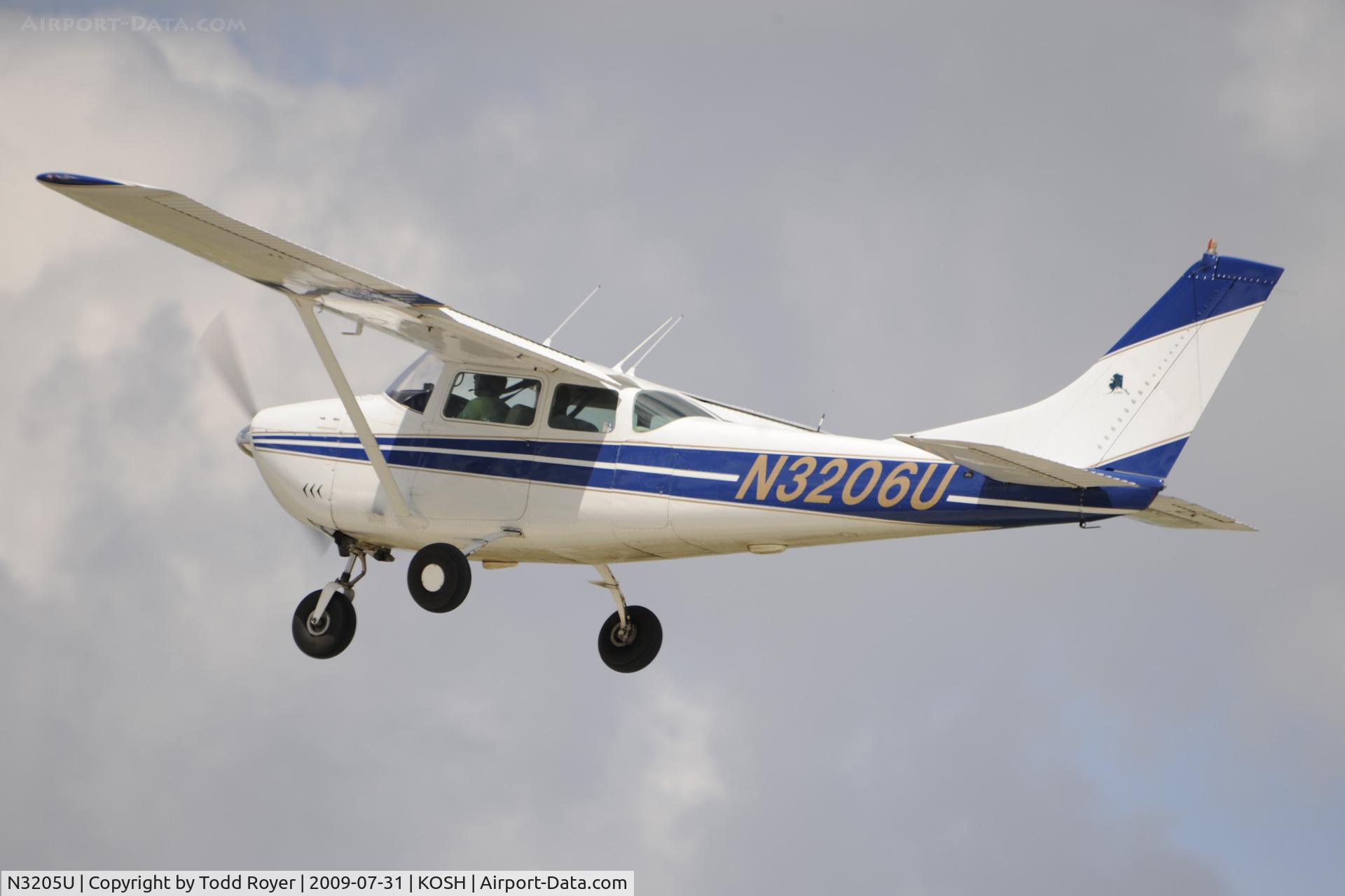 N3205U, 1963 Cessna 182F Skylane C/N 18254605, EAA AIRVENTURE 2009