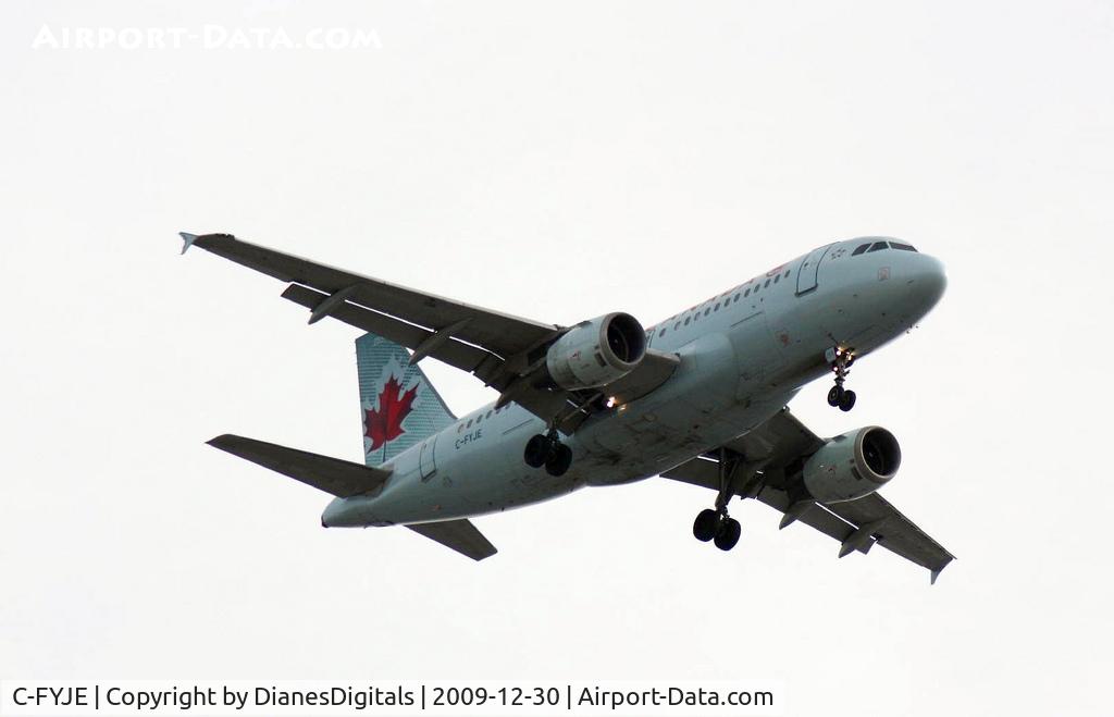C-FYJE, 1996 Airbus A319-114 C/N 656, Toronto Airport