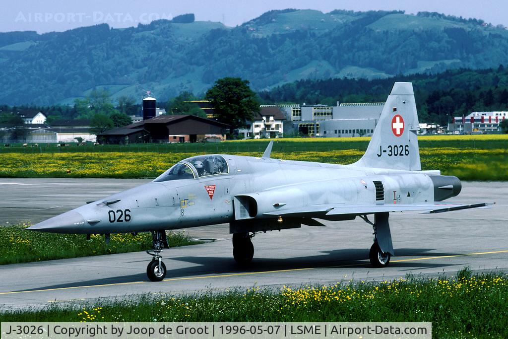 J-3026, Northrop F-5E Tiger II C/N L.1026, arriving after yet another Alpine mission.
