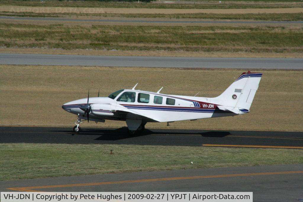 VH-JDN, 1979 Beech 58 Baron C/N TH-1020, VH-JDN at Jandakot