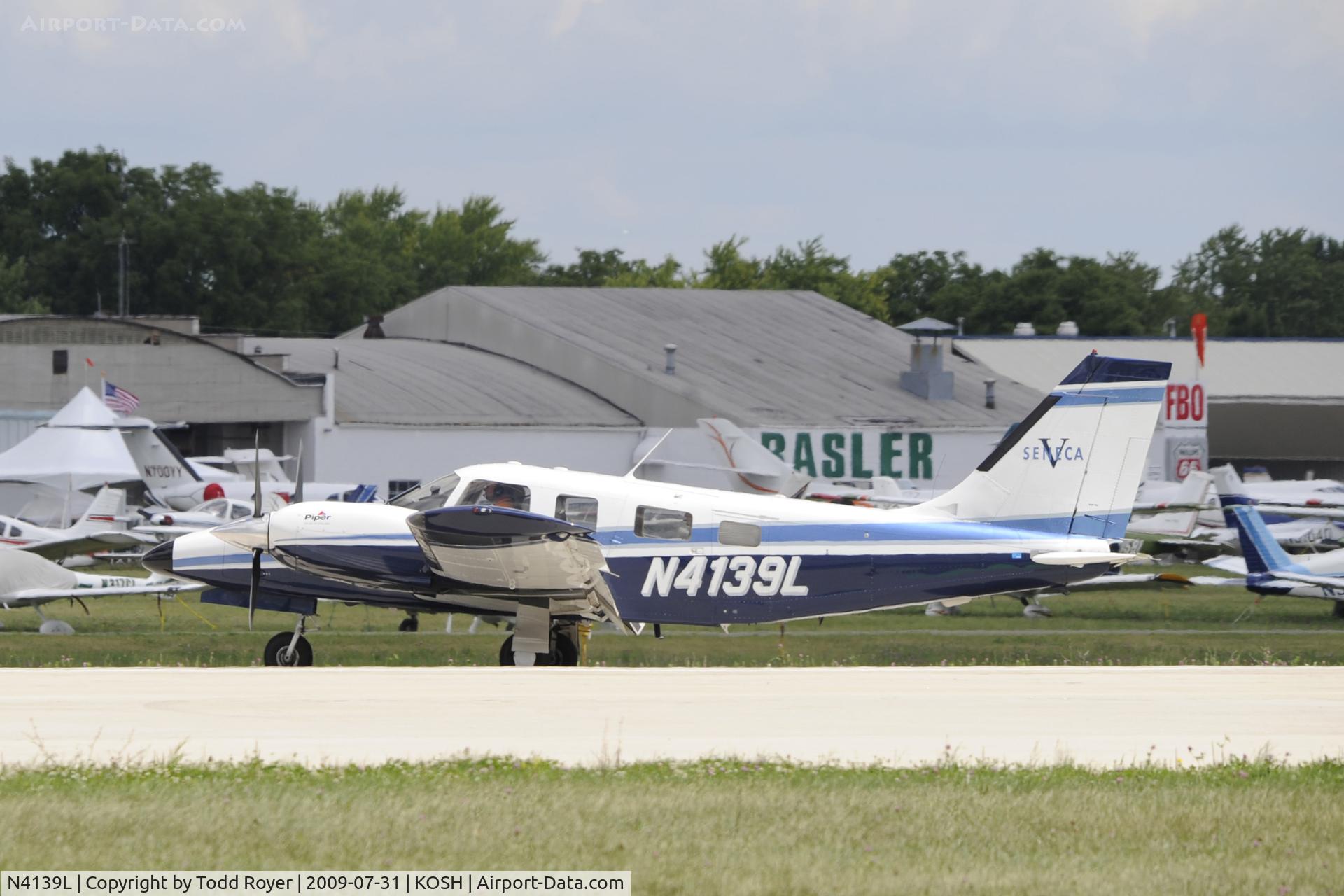 N4139L, 1999 Piper PA-34-220T C/N 3449117, EAA AIRVENTURE 2009