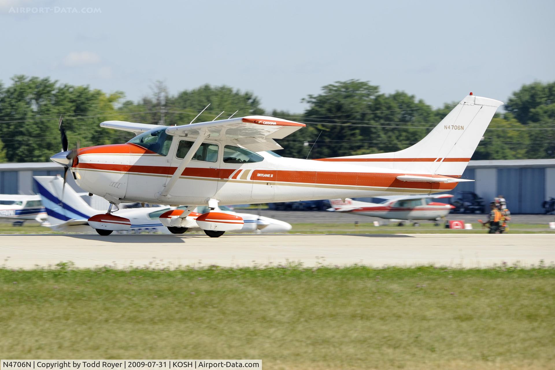 N4706N, Cessna 182Q Skylane C/N 18267296, EAA AIRVENTURE 2009