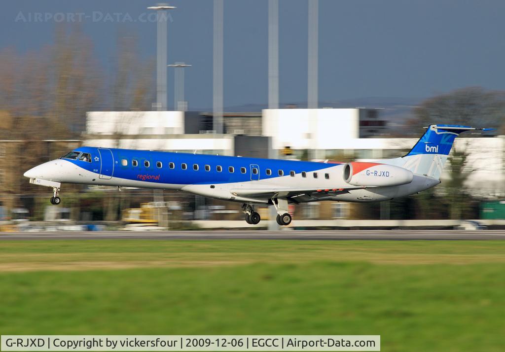 G-RJXD, 2000 Embraer EMB-145EP (ERJ-145EP) C/N 145207, British Midland
