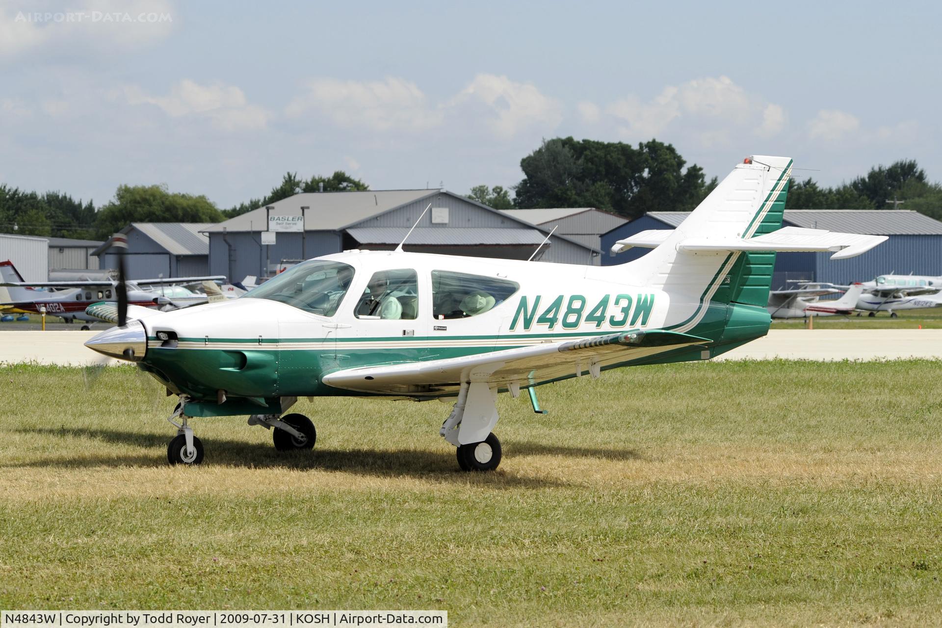 N4843W, 1976 Rockwell International 114 Commander C/N 14173, EAA AIRVENTURE 2009