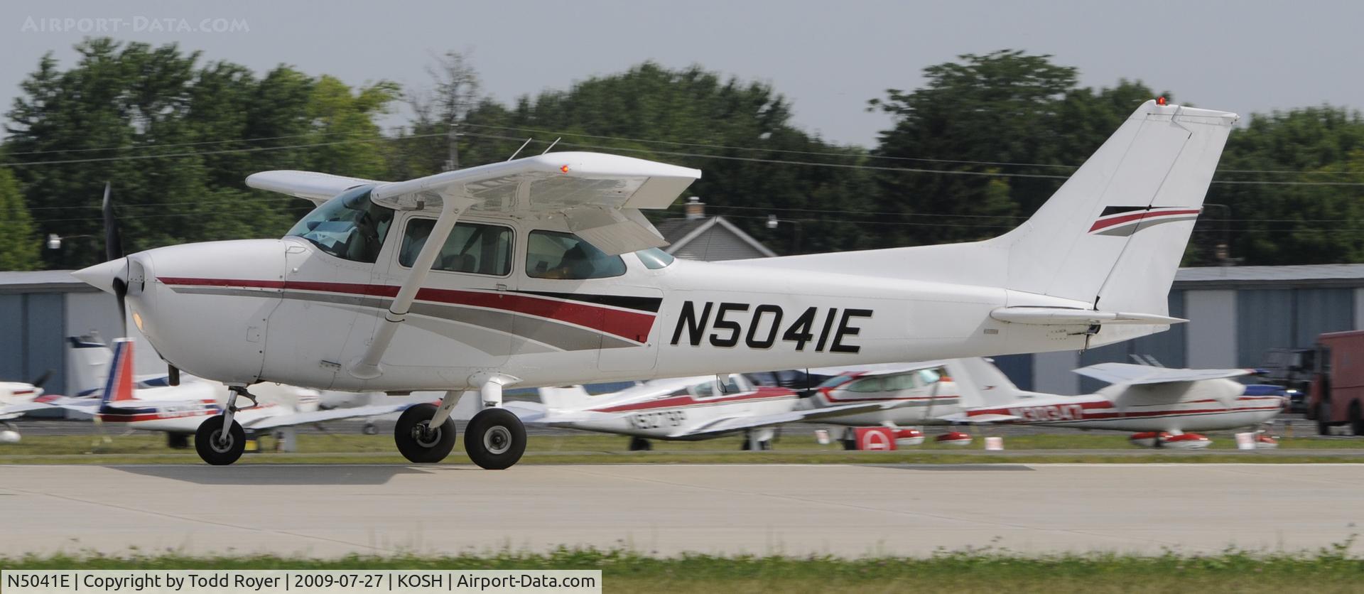 N5041E, Cessna 172N C/N 17271696, EAA AIRVENTURE 2009