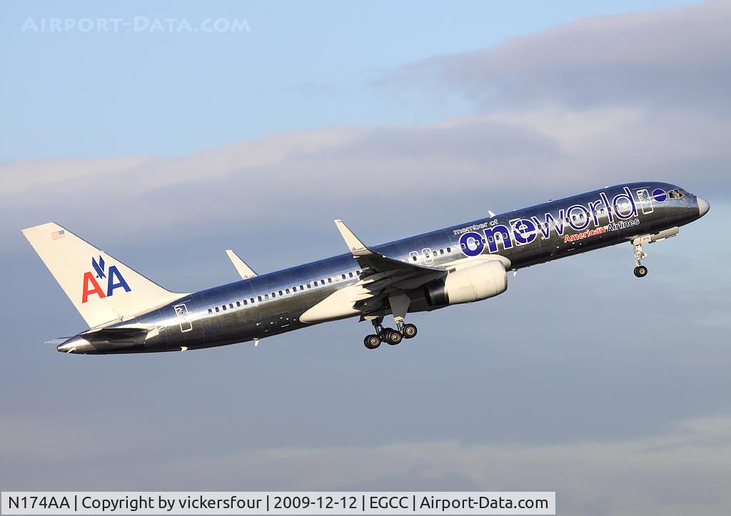 N174AA, 2002 Boeing 757-223 C/N 31308, American Airlines. One World scheme.