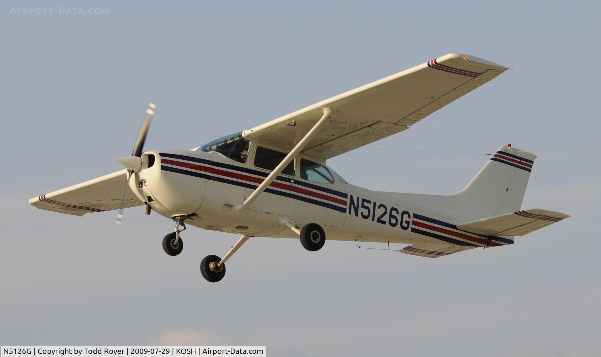 N5126G, 1979 Cessna 172N C/N 17273551, EAA AIRVENTURE 2009