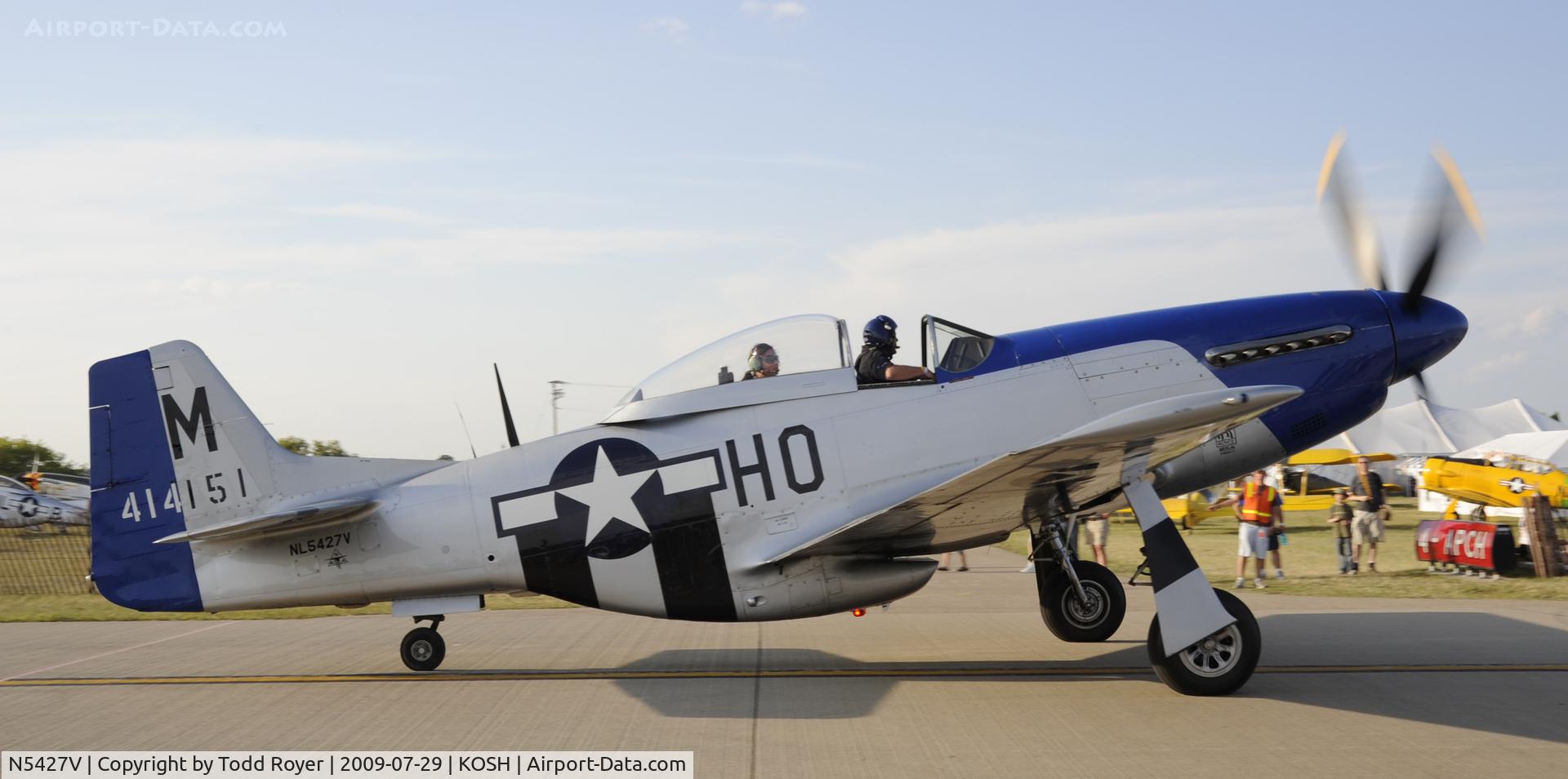 N5427V, 1944 North American F-51D Mustang C/N 44-72942, EAA AIRVENTURE 2009