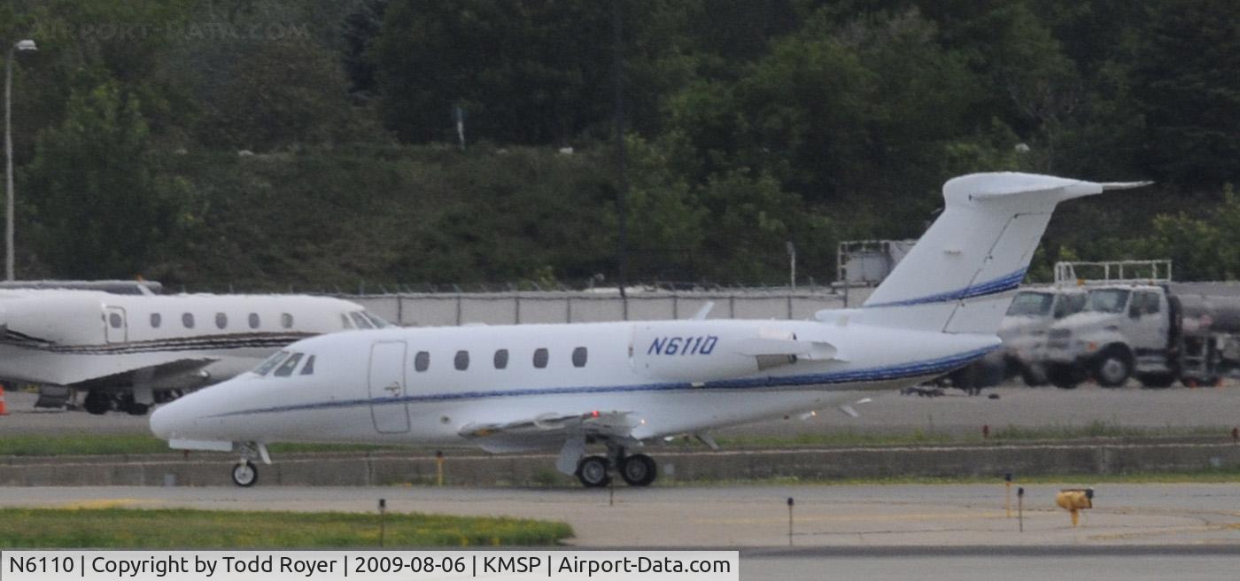 N6110, 1993 Cessna 650 C/N 650-7023, TAXI FOR DEPARTURE