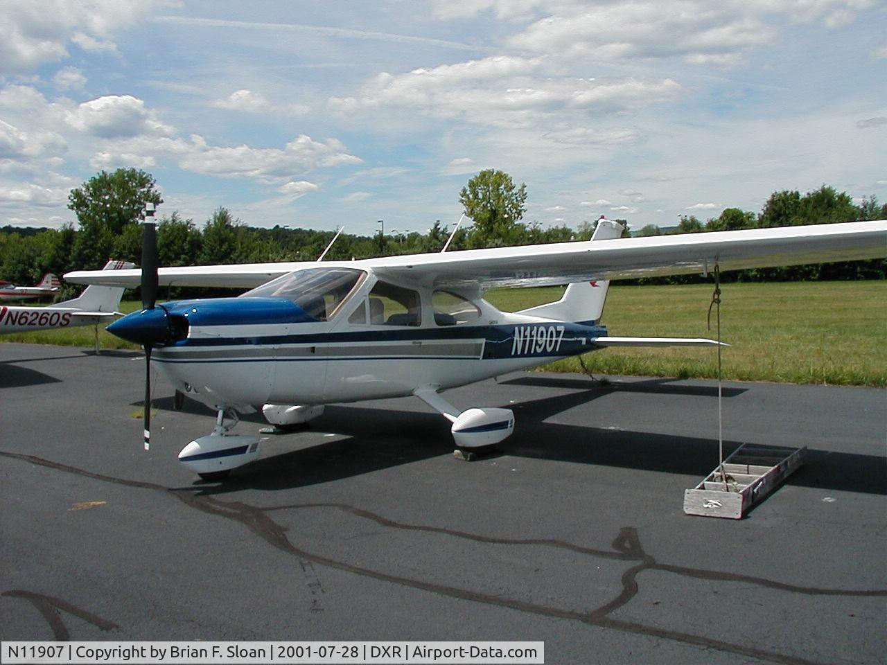 N11907, 1975 Cessna 177B Cardinal C/N 17702380, Ramp at DXR