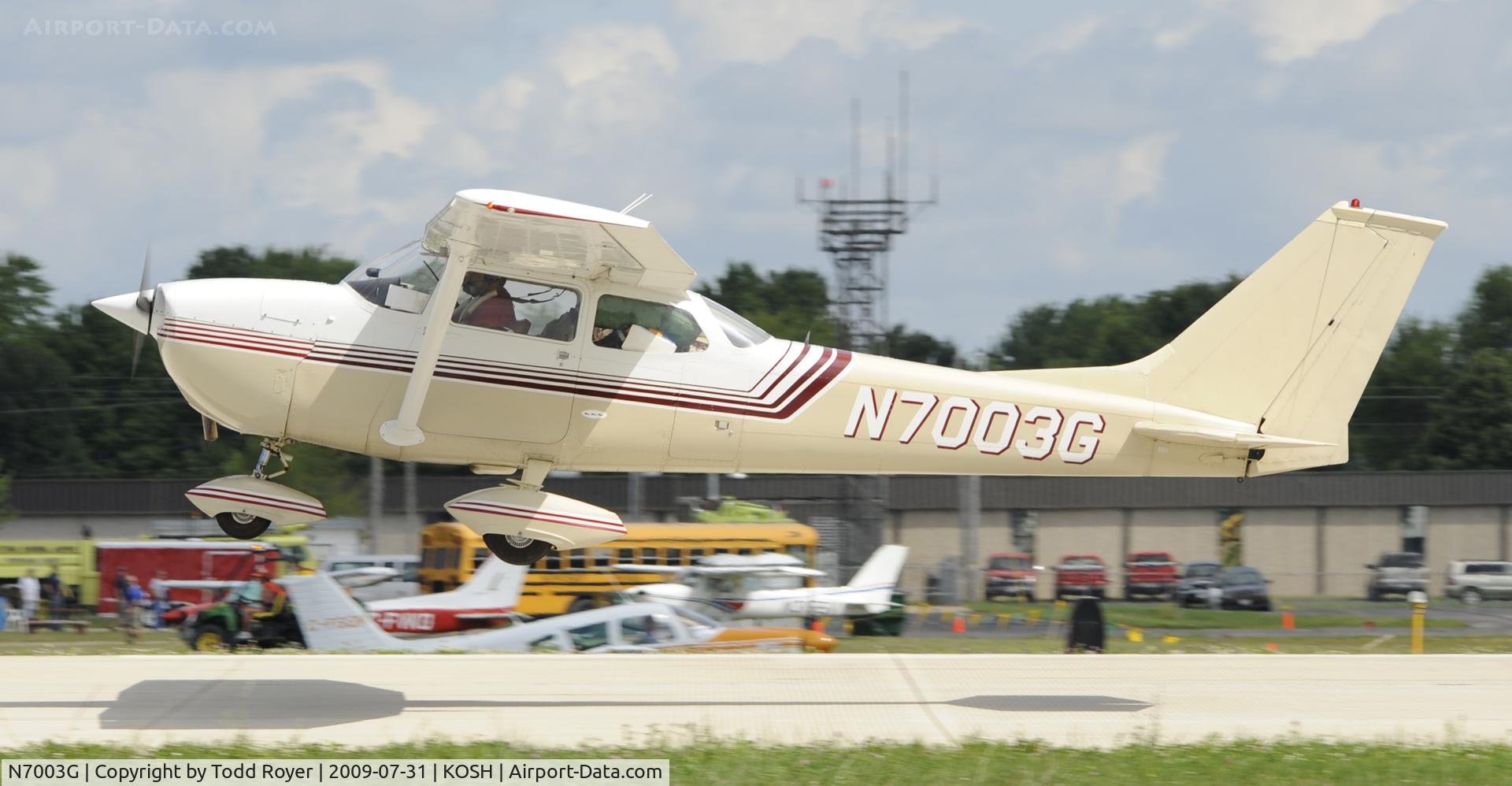 N7003G, 1969 Cessna 172K Skyhawk C/N 17258703, EAA AIRVENTURE 2009