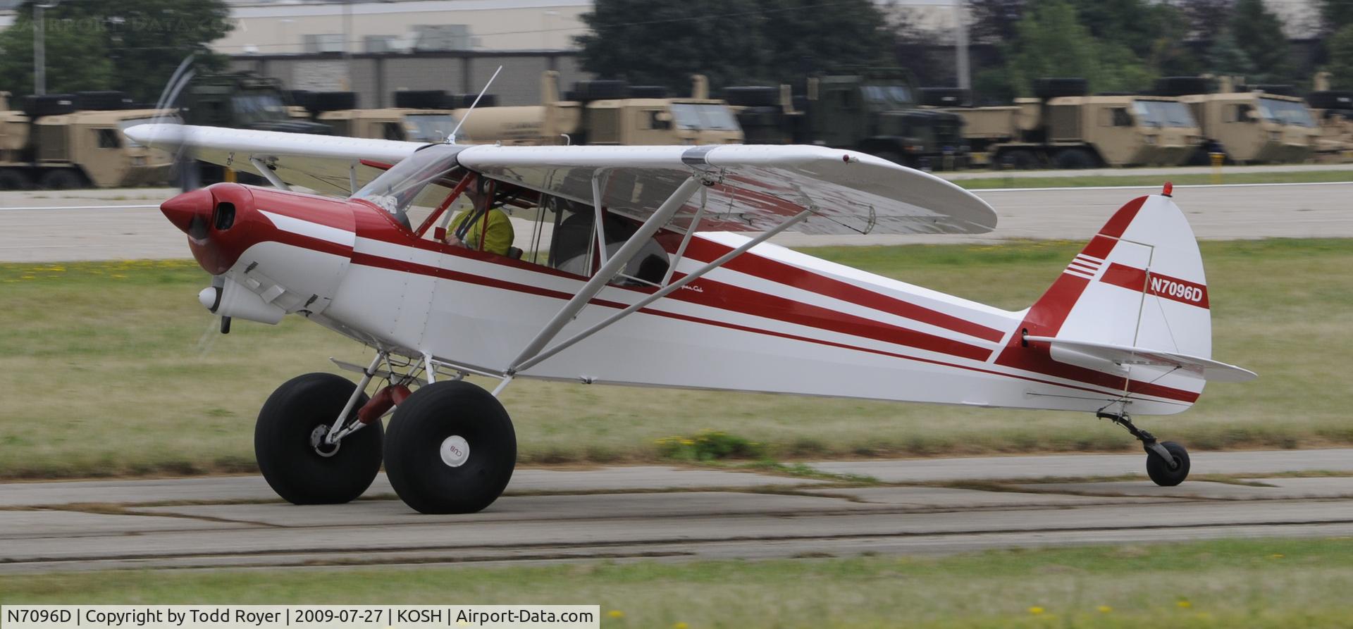 N7096D, Piper PA-18A Super Cub C/N 18-5586, EAA AIRVENTURE 2009