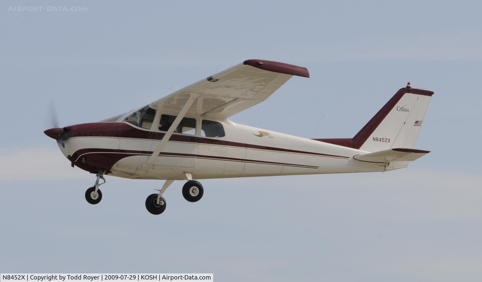 N8452X, 1961 Cessna 172C C/N 17248952, EAA AIRVENTURE 2009