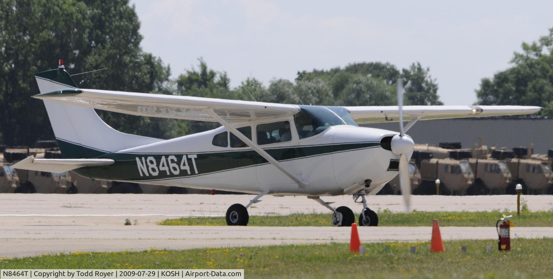 N8464T, 1959 Cessna 182C Skylane C/N 52364, EAA AIRVENTURE 2009