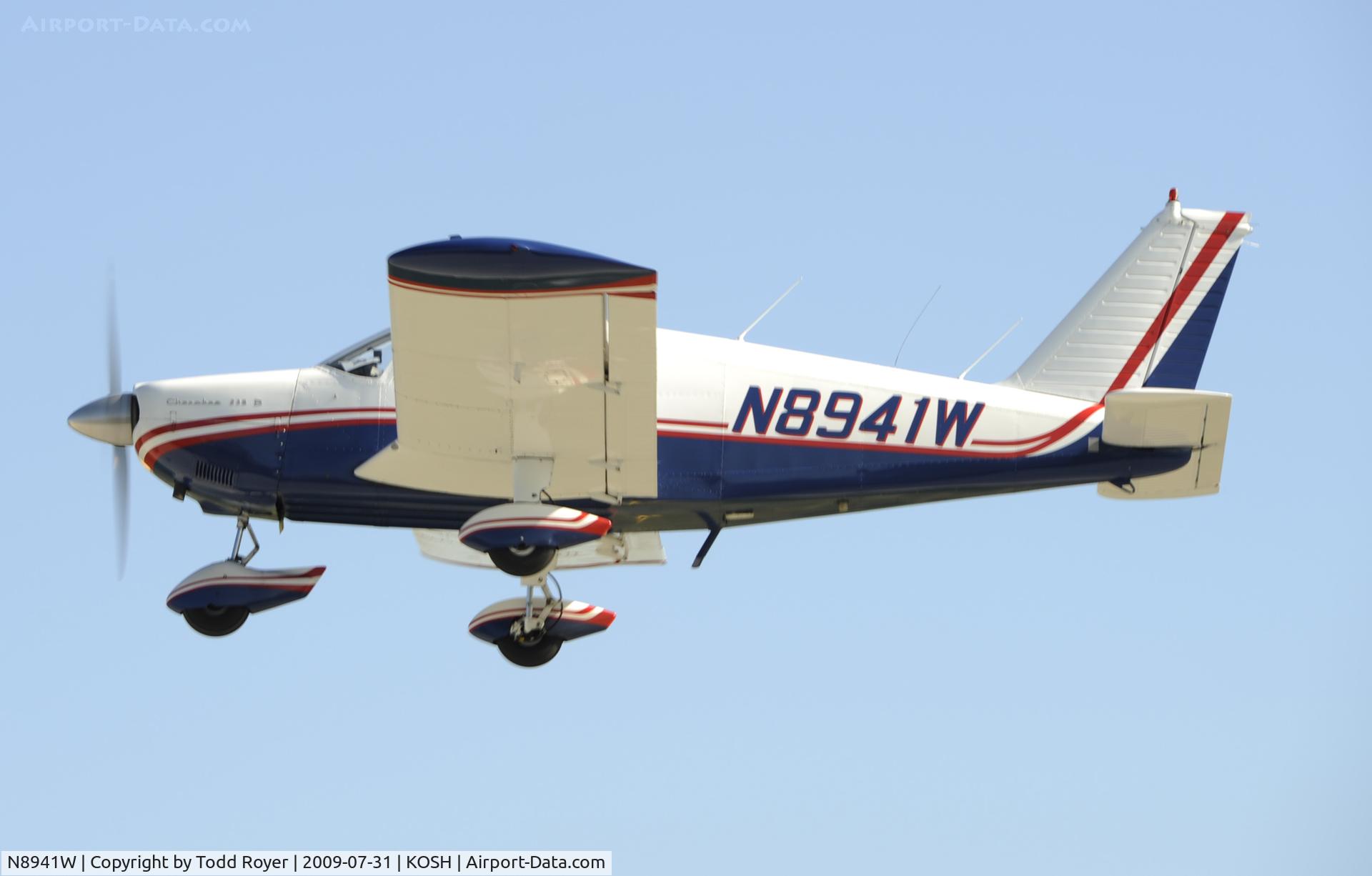 N8941W, 1966 Piper PA-28-235 Cherokee C/N 28-10809, EAA AIRVENTURE 2009