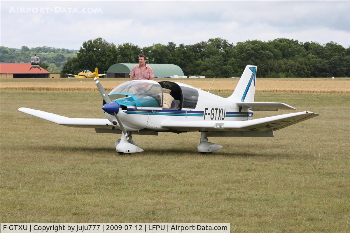 F-GTXU, Robin DR-400-120 C/N 2419, on display at Moret