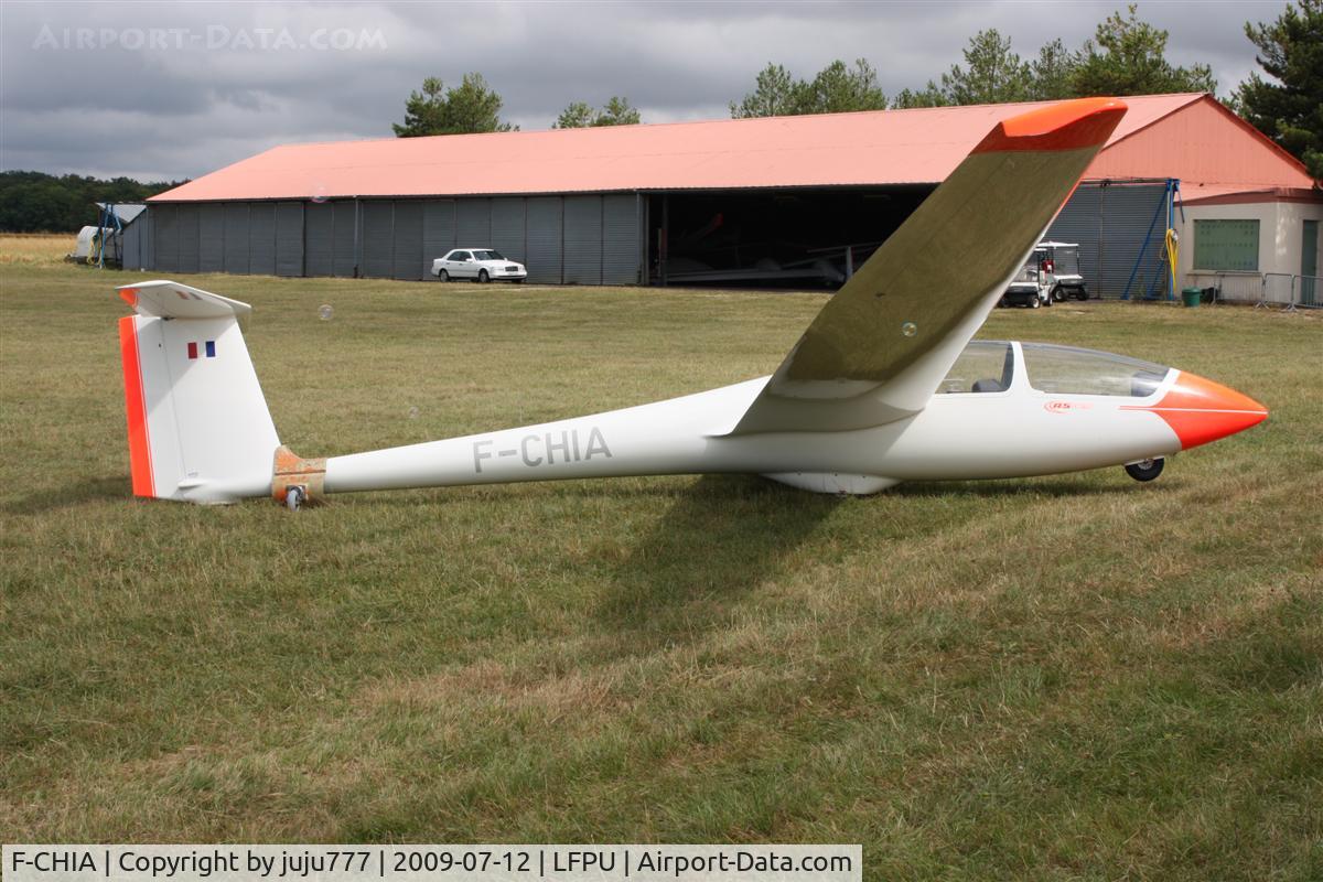F-CHIA, Schleicher ASK-21 C/N 21526, on display at Moret