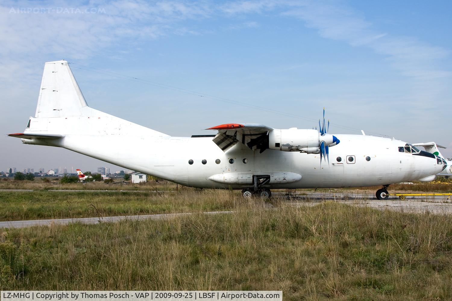 LZ-MHG, Antonov An-12 C/N Not found LZ-MHG, untitled
