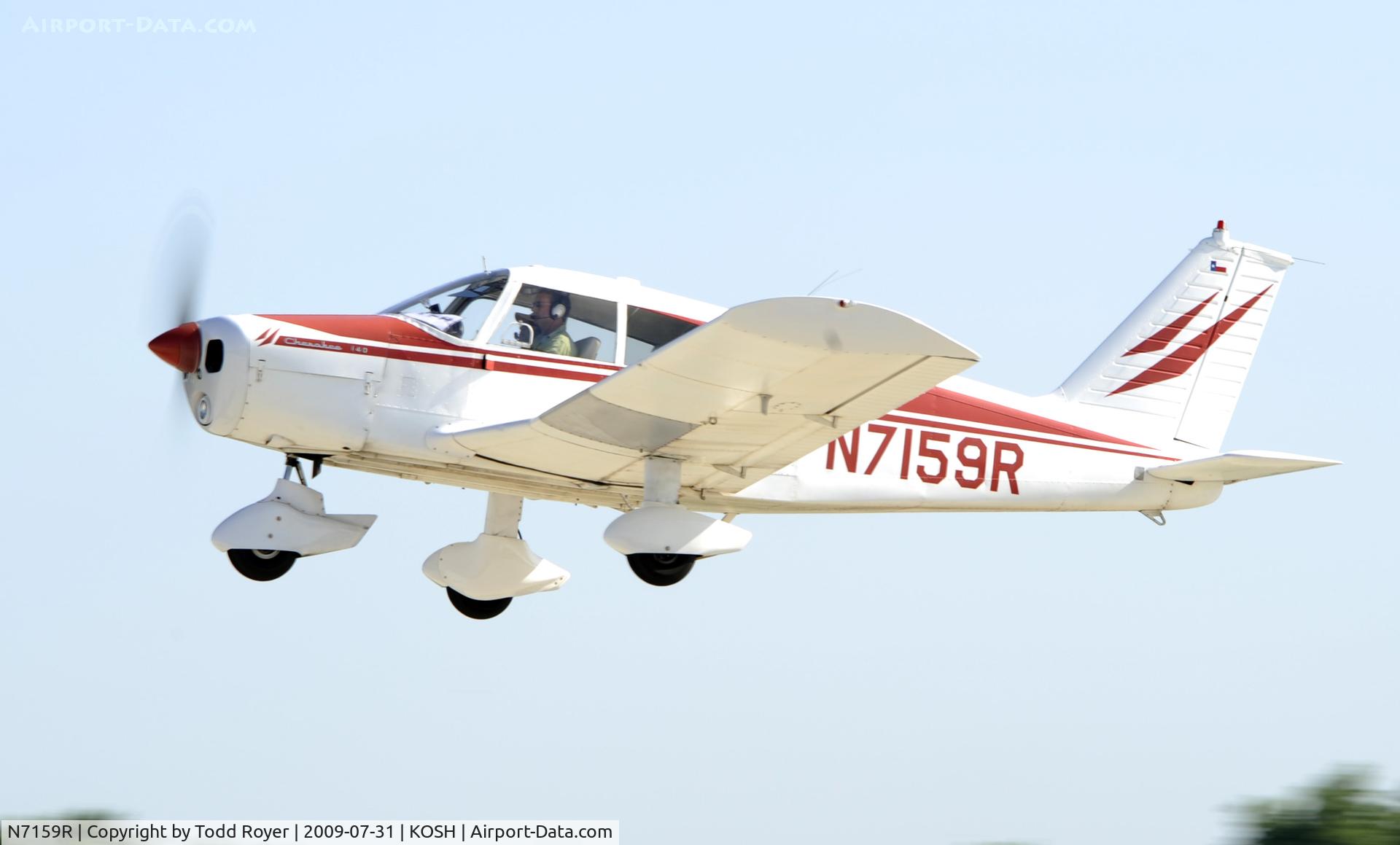N7159R, 1966 Piper PA-28-140 C/N 28-21867, EAA AIRVENTURE 2009