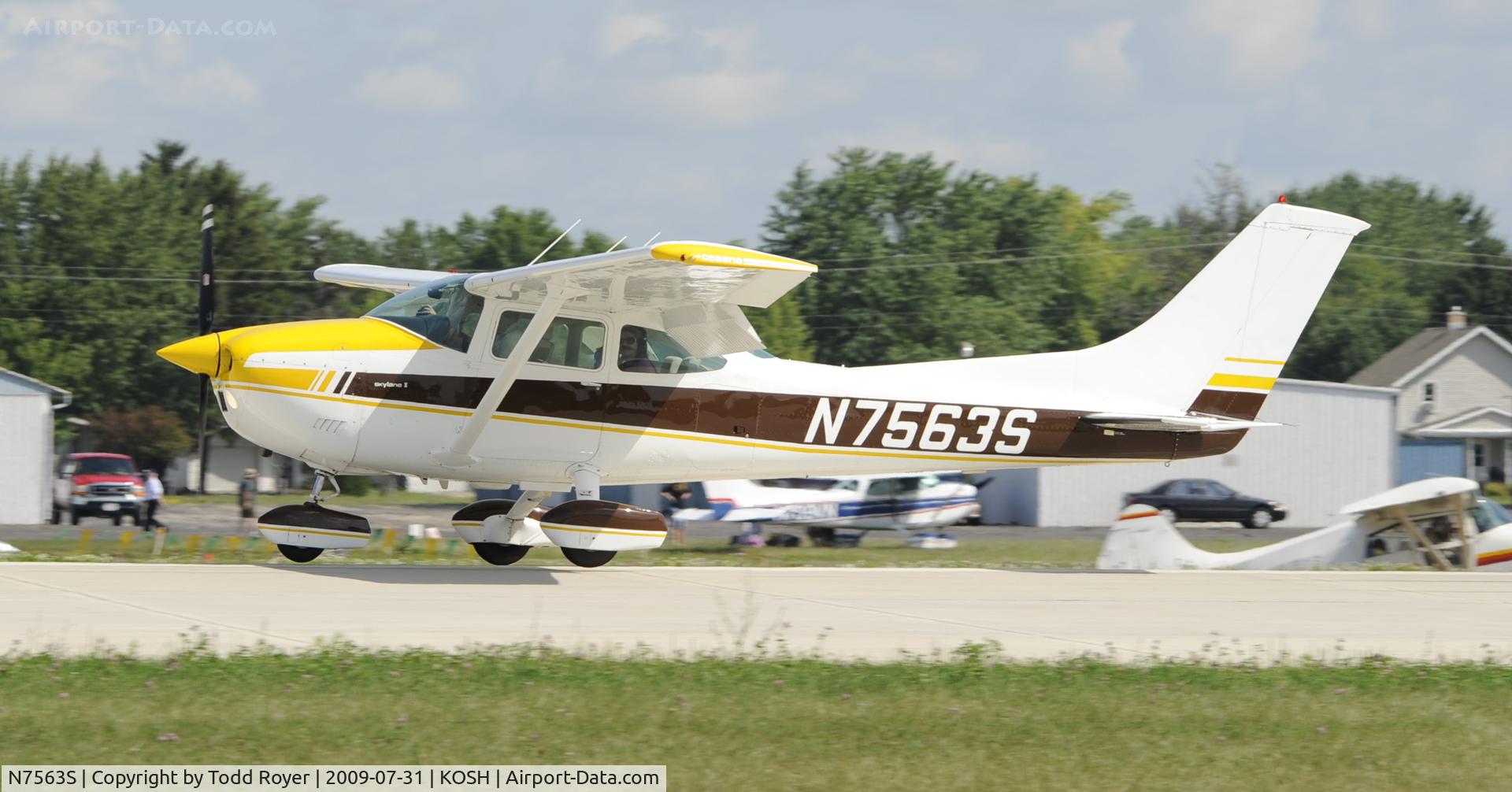 N7563S, 1976 Cessna 182Q Skylane C/N 18265212, EAA AIRVENTURE 2009
