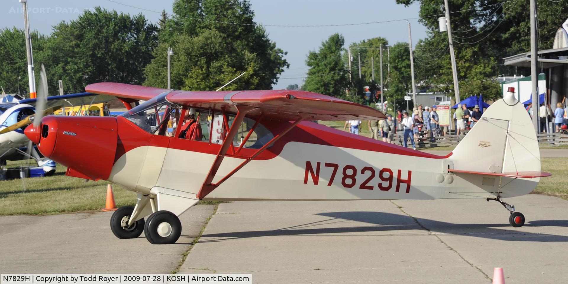 N7829H, 1946 Piper PA-12 Super Cruiser C/N 12-729, EAA AIRVENTURE 2009