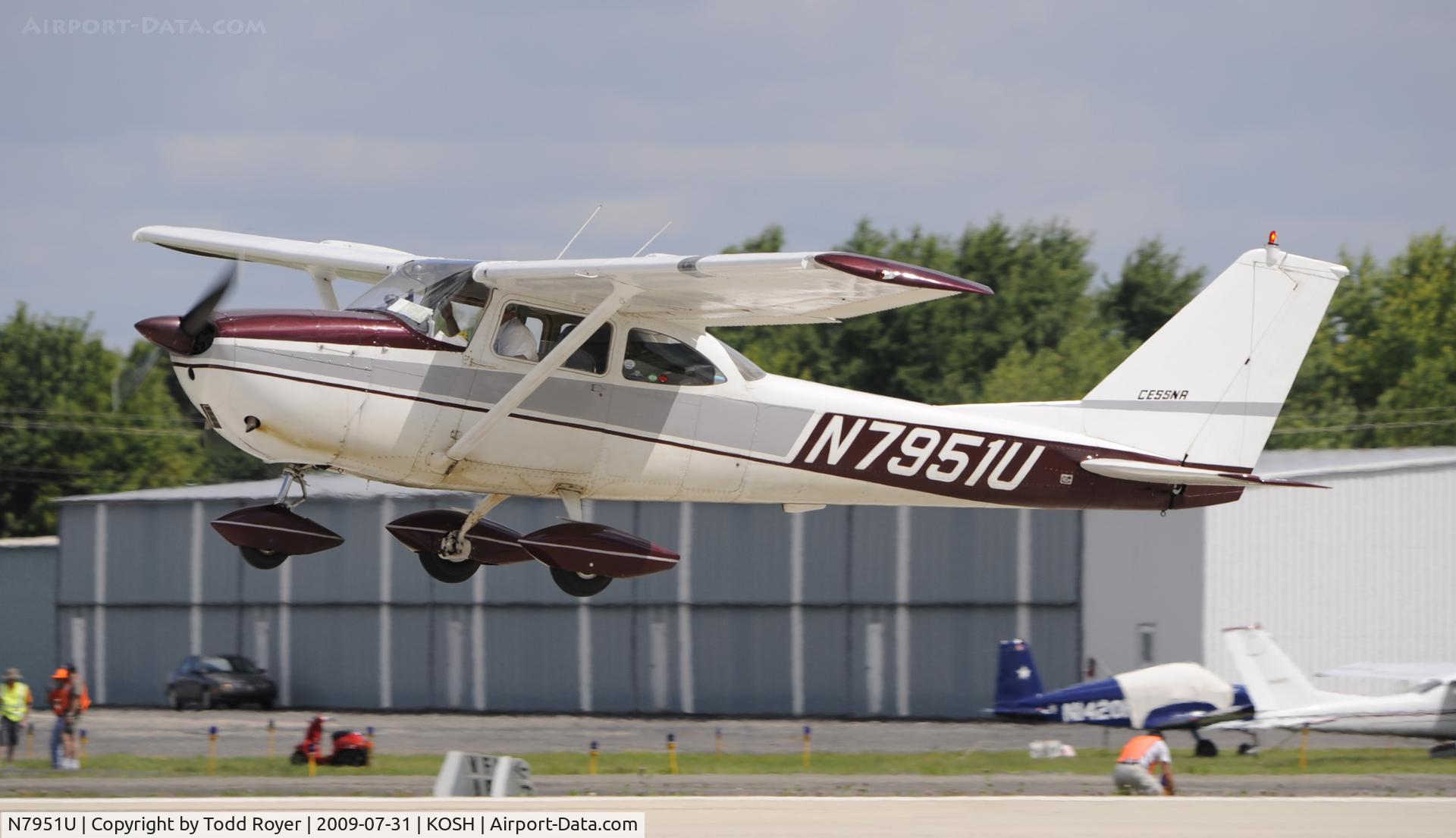 N7951U, 1964 Cessna 172F C/N 17251951, EAA AIRVENTURE 2009