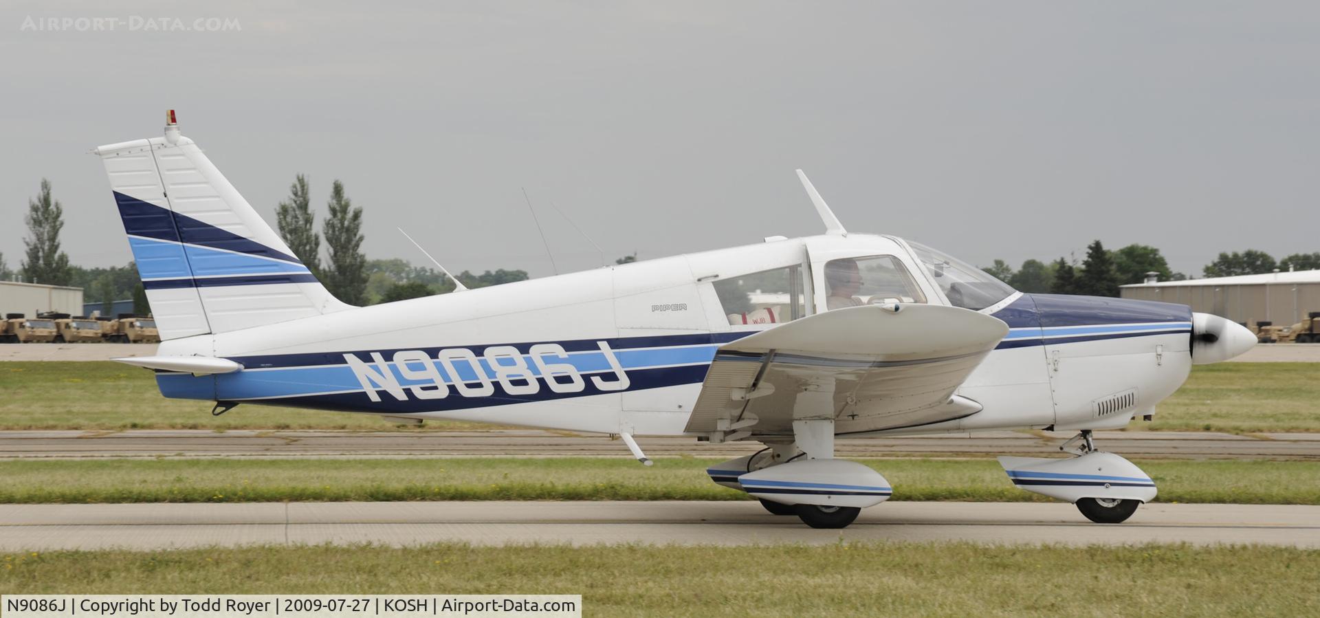 N9086J, 1966 Piper PA-28-180 Cherokee C/N 28-3123, EAA AIRVENTURE 2009
