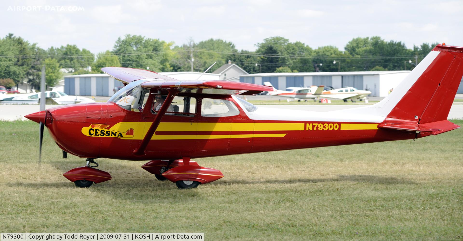 N79300, 1969 Cessna 172K Skyhawk C/N 17258029, EAA AIRVENTURE 2009