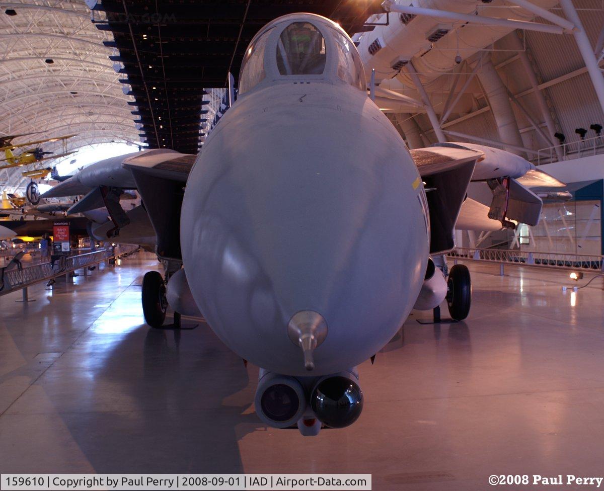 159610, Grumman F-14D(R) Tomcat C/N 157, On the nose of the F-14D