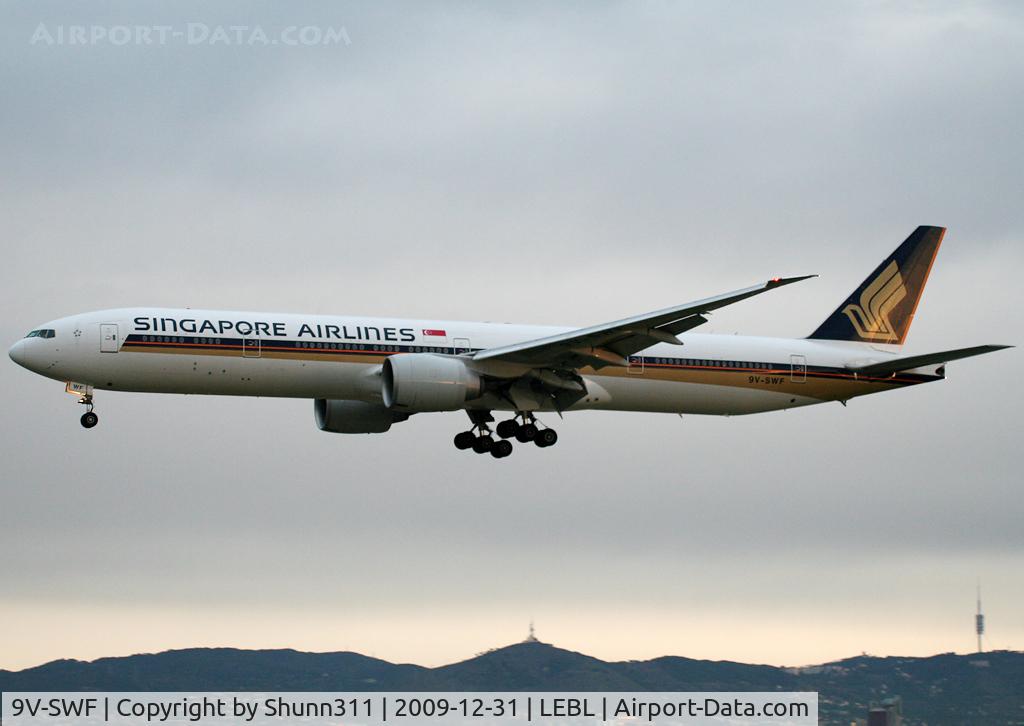 9V-SWF, 2006 Boeing 777-312/ER C/N 34571, Landing rwy 25R