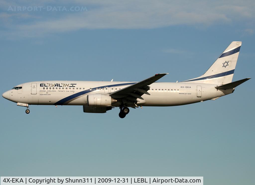 4X-EKA, 1999 Boeing 737-858 C/N 29957, Landing rwy 25R