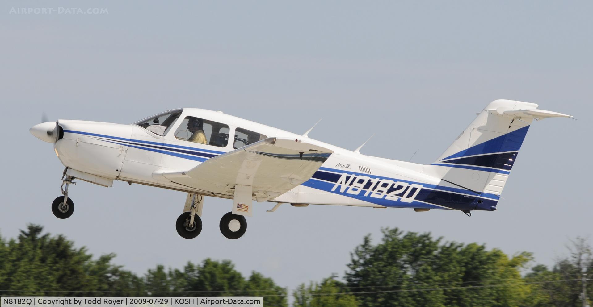 N8182Q, 1980 Piper PA-28RT-201 Arrow IV C/N 28R-8018059, EAA AIRVENTURE 2009
