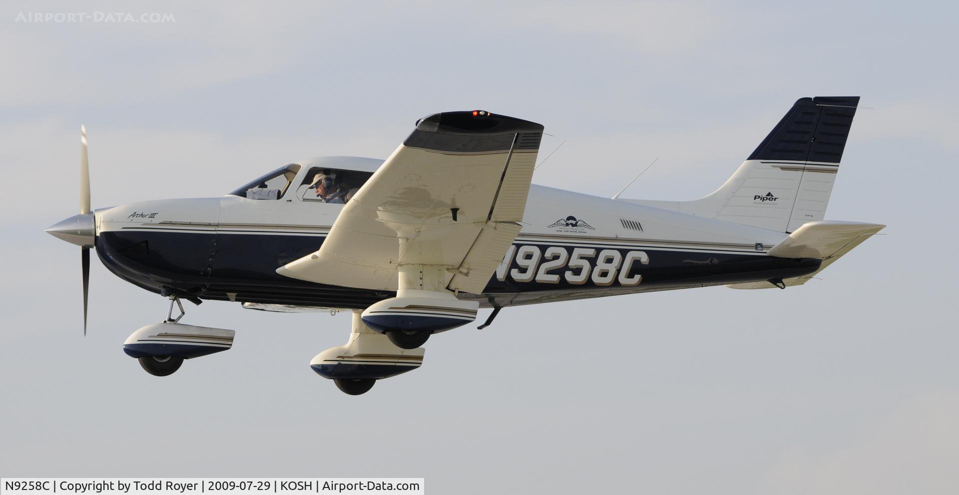 N9258C, 1995 Piper PA-28-181Cherokee C/N 2843002, EAA AIRVENTURE 2009