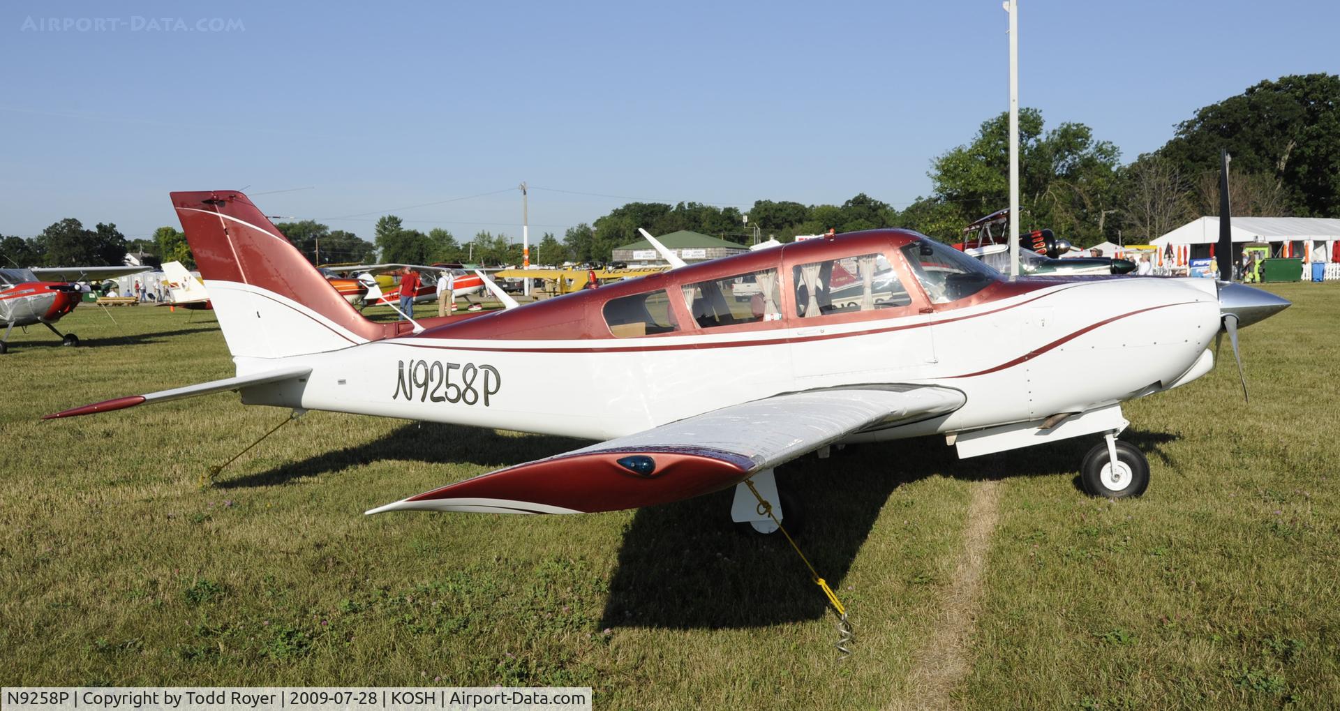 N9258P, 1968 Piper PA-24-260 C/N 24-4757, EAA AIRVENTURE 2009