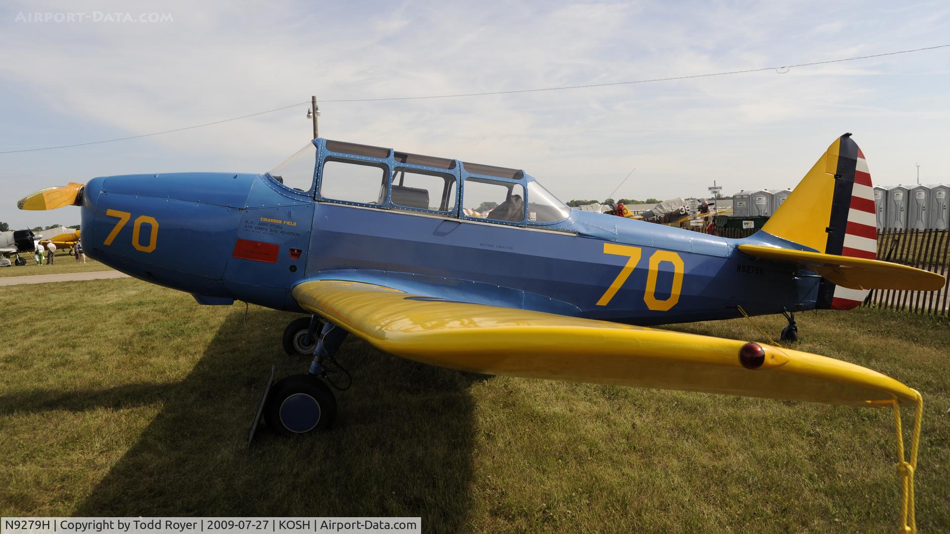 N9279H, 1943 Fairchild M-62A-3 Cornell II C/N FV391, EAA AIRVENTURE 2009
