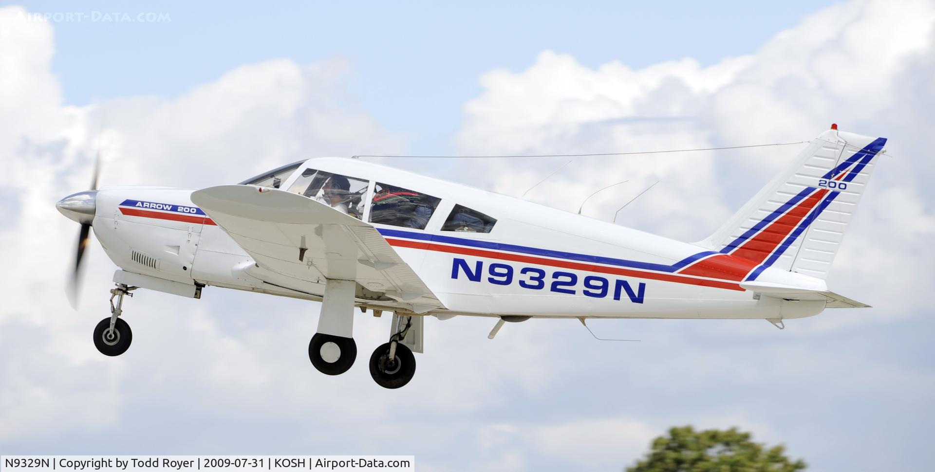 N9329N, 1969 Piper PA-28R-200 C/N 28R-35029, EAA AIRVENTURE 2009
