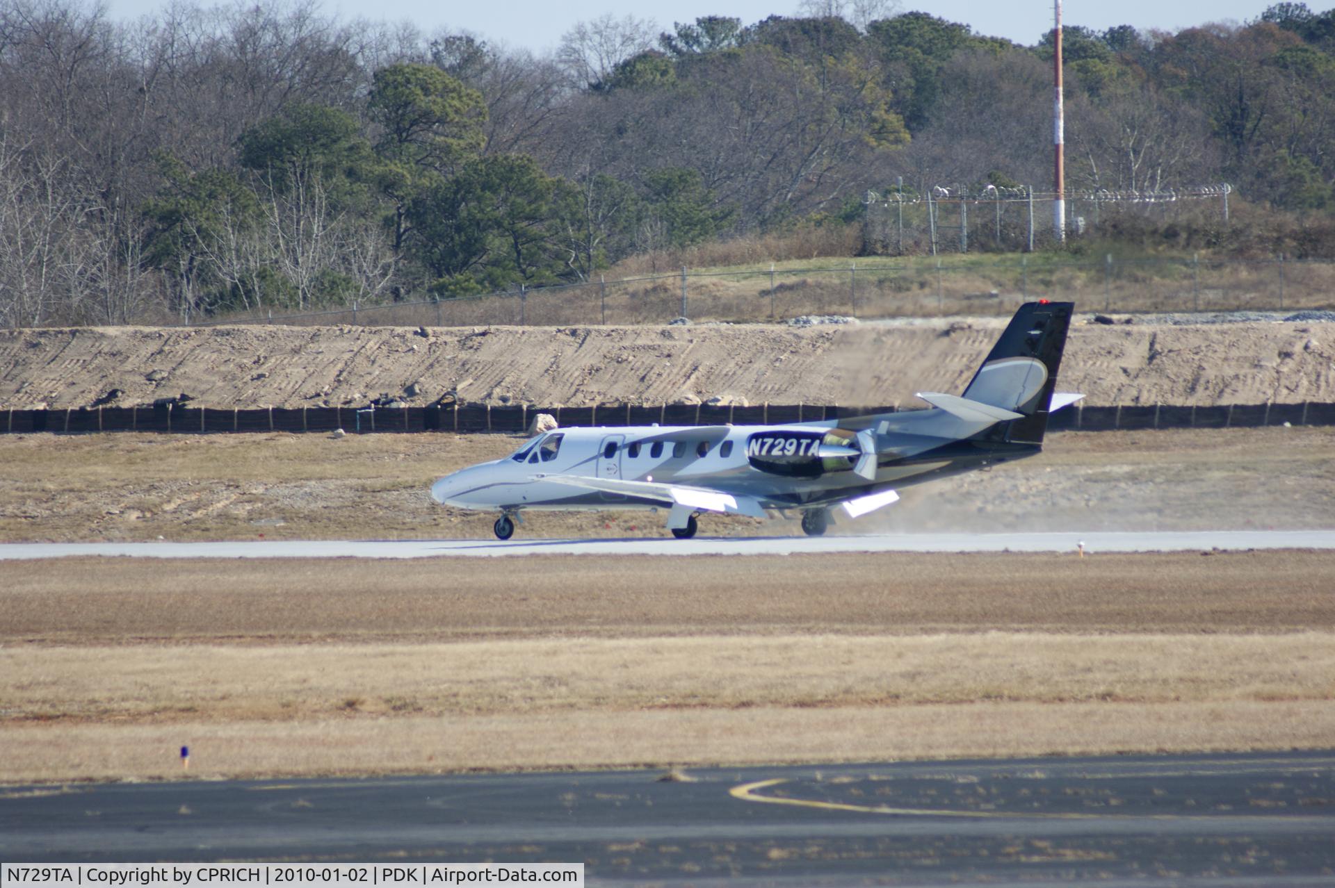 N729TA, 1983 Cessna 550 Citation II C/N 550-0483, Acold day at PDK