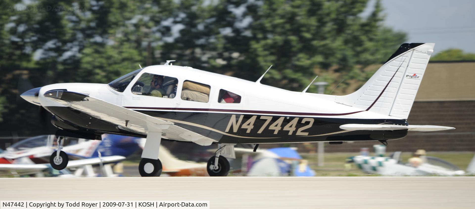 N47442, 1977 Piper PA-28R-201T Cherokee Arrow III C/N 28R-7703377, EAA AIRVENTURE 2008
